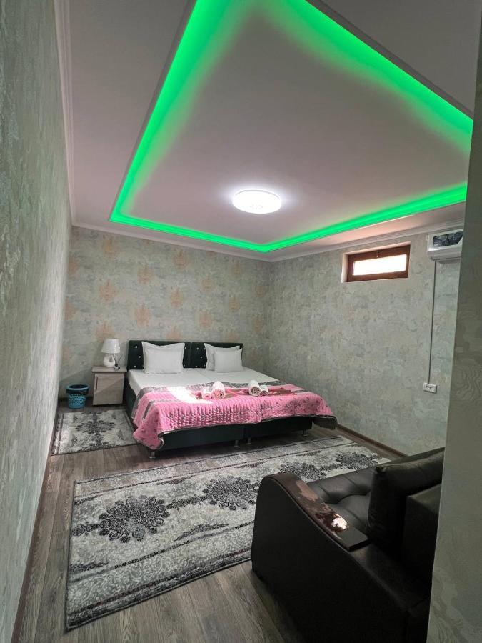 Hotel Guest House Golden Degrez Buchara Exteriör bild
