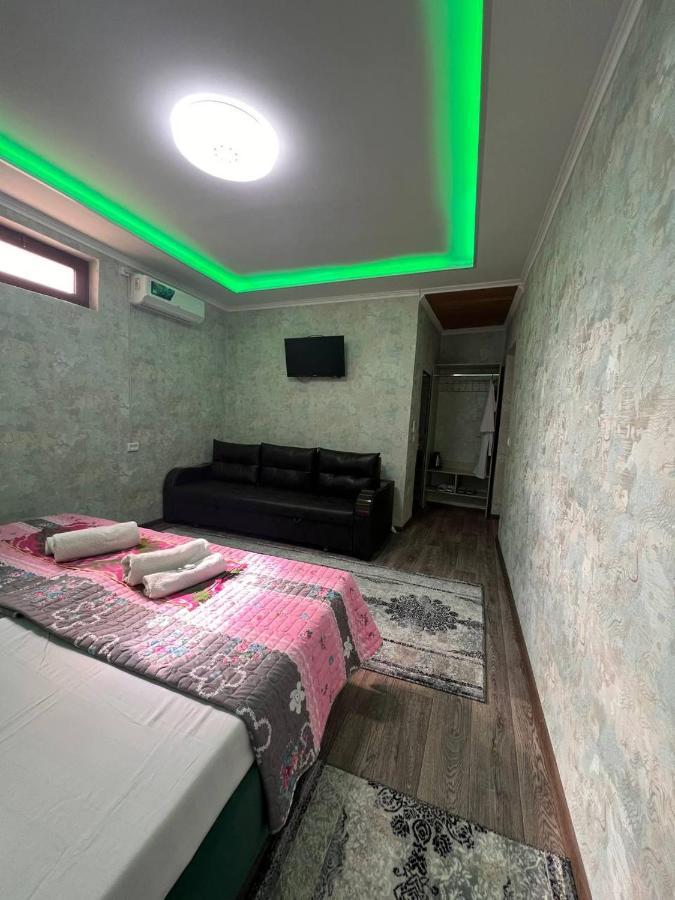 Hotel Guest House Golden Degrez Buchara Exteriör bild